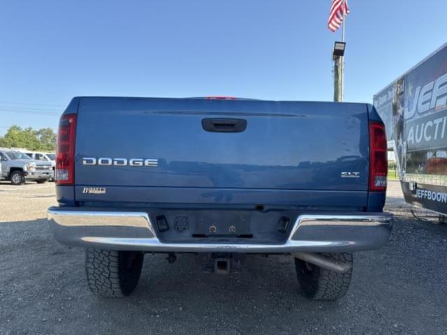 Image of Dodge Ram 1500 equipment image 3