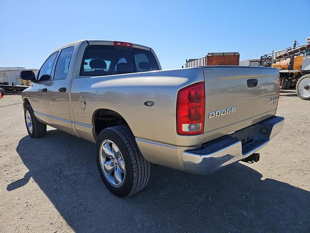 Image of Dodge Ram 1500 equipment image 4