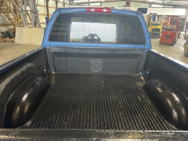 Image of Dodge Ram 1500 equipment image 4