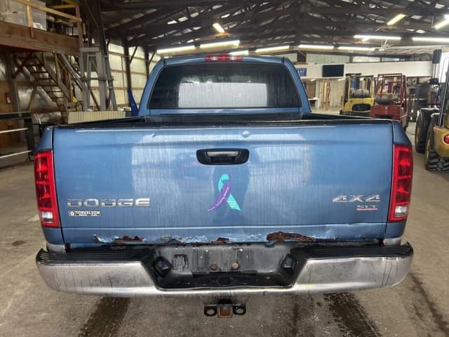 Image of Dodge Ram 1500 equipment image 3