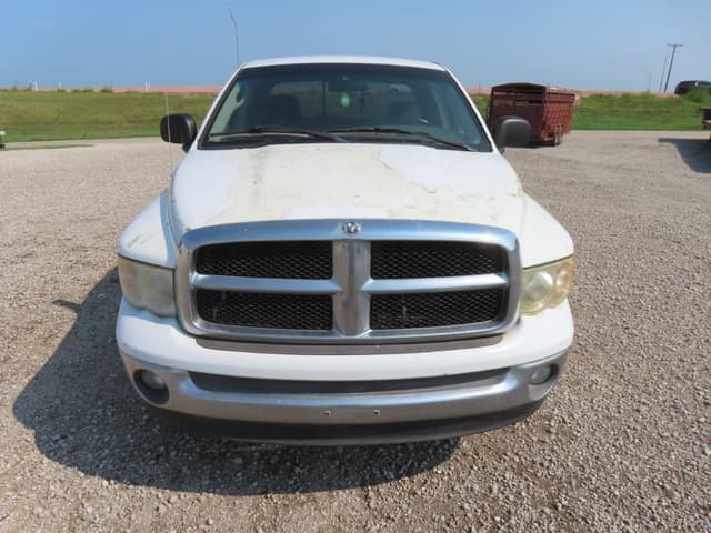 Image of Dodge Ram 1500 equipment image 2