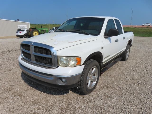 Image of Dodge Ram 1500 equipment image 1