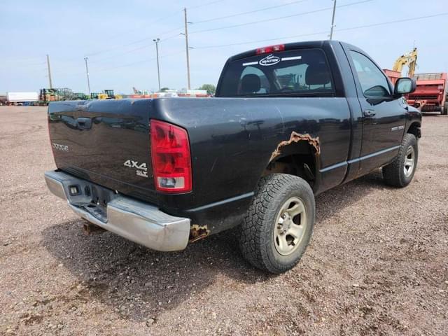Image of Dodge Ram 1500 equipment image 2