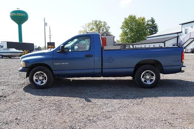 Image of Dodge Ram 1500 equipment image 1