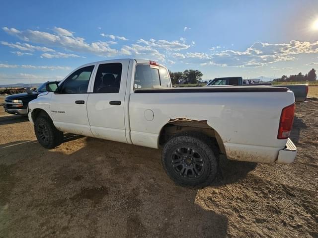 Image of Dodge Ram 1500 equipment image 3