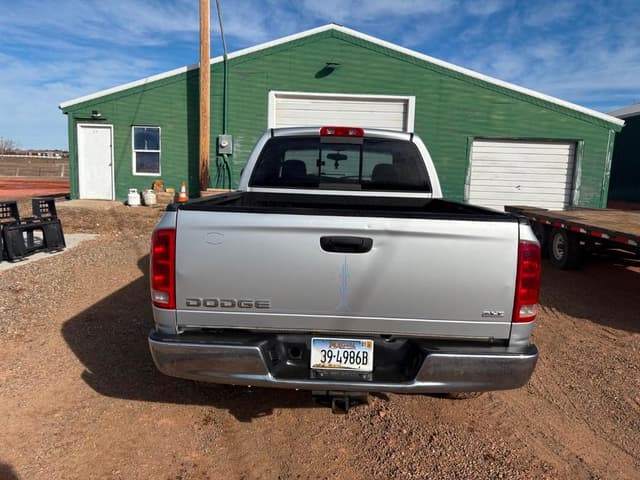 Image of Dodge Ram 1500 equipment image 3