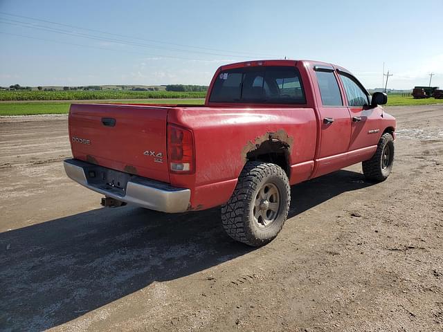 Image of Dodge Ram 1500 equipment image 2