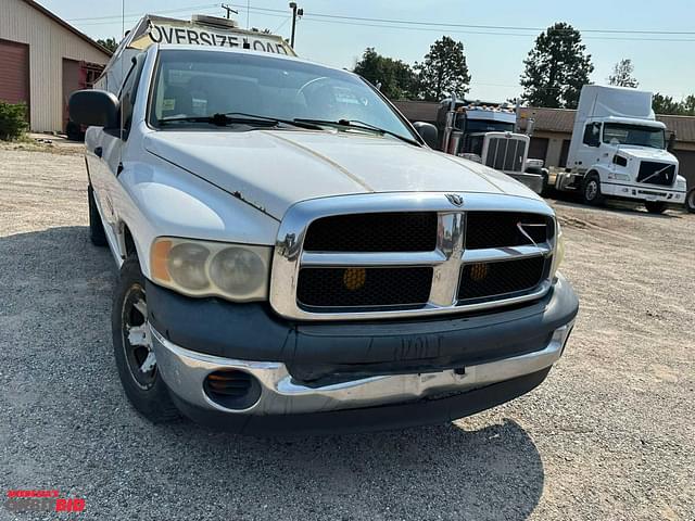 Image of Dodge Ram 1500 equipment image 3