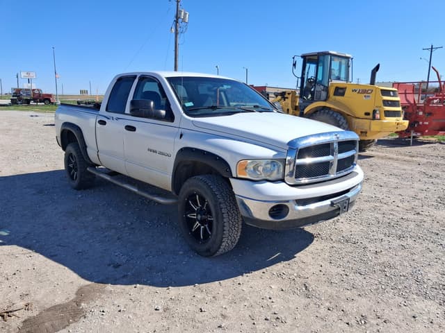 Image of Dodge Ram 2500 equipment image 2