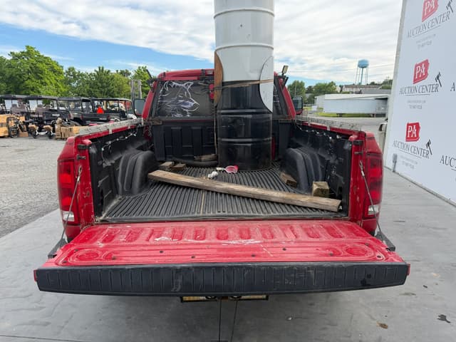 Image of Dodge Ram 2500 equipment image 4