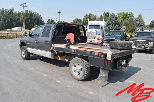 Image of Dodge Ram 2500 equipment image 3