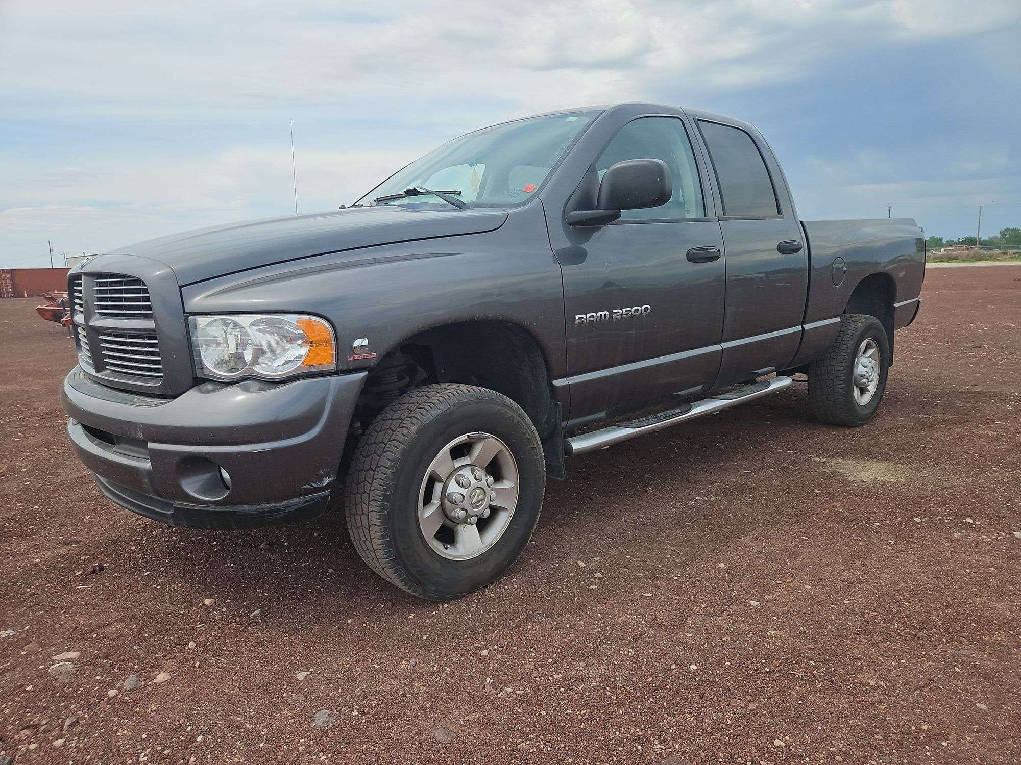 2003 Dodge Ram 2500 Equipment Image0