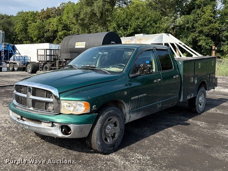 2003 Dodge Ram 2500 Equipment Image0