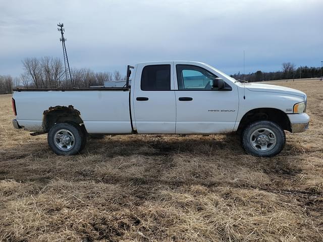 Image of Dodge Ram 2500HD equipment image 3