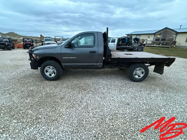 Image of Dodge Ram 2500 equipment image 1