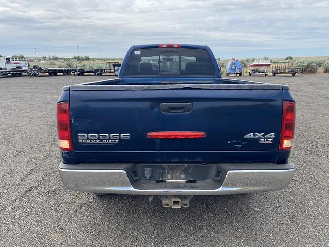 Image of Dodge Ram 2500 equipment image 3