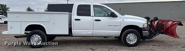 Image of Dodge Ram 2500 equipment image 3