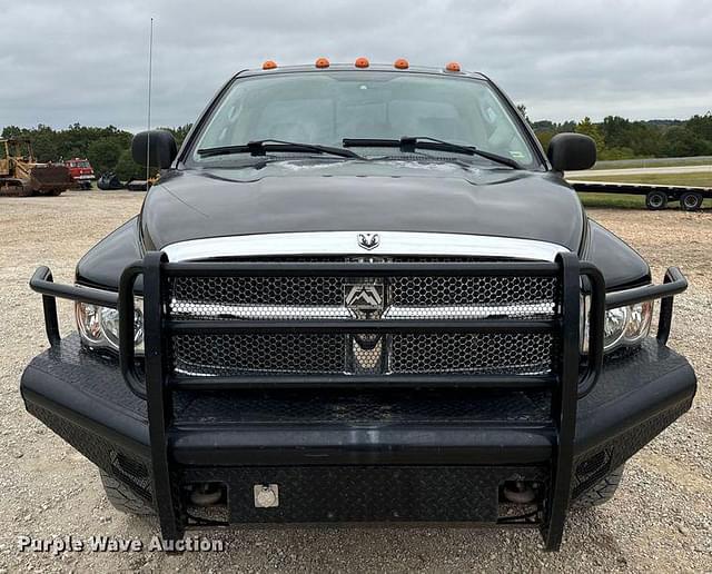 Image of Dodge Ram 2500 equipment image 1