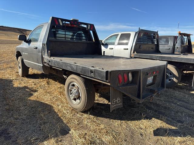 Image of Dodge Ram 2500 equipment image 1