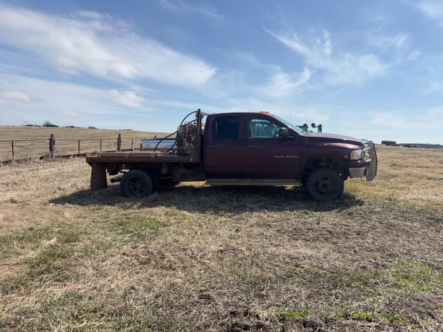 Image of Dodge Ram 3500 equipment image 3