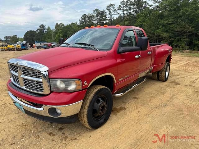 Image of Dodge Ram 3500 equipment image 3