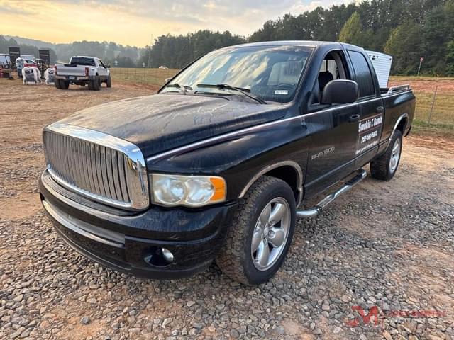 Image of Dodge Ram 1500 equipment image 3