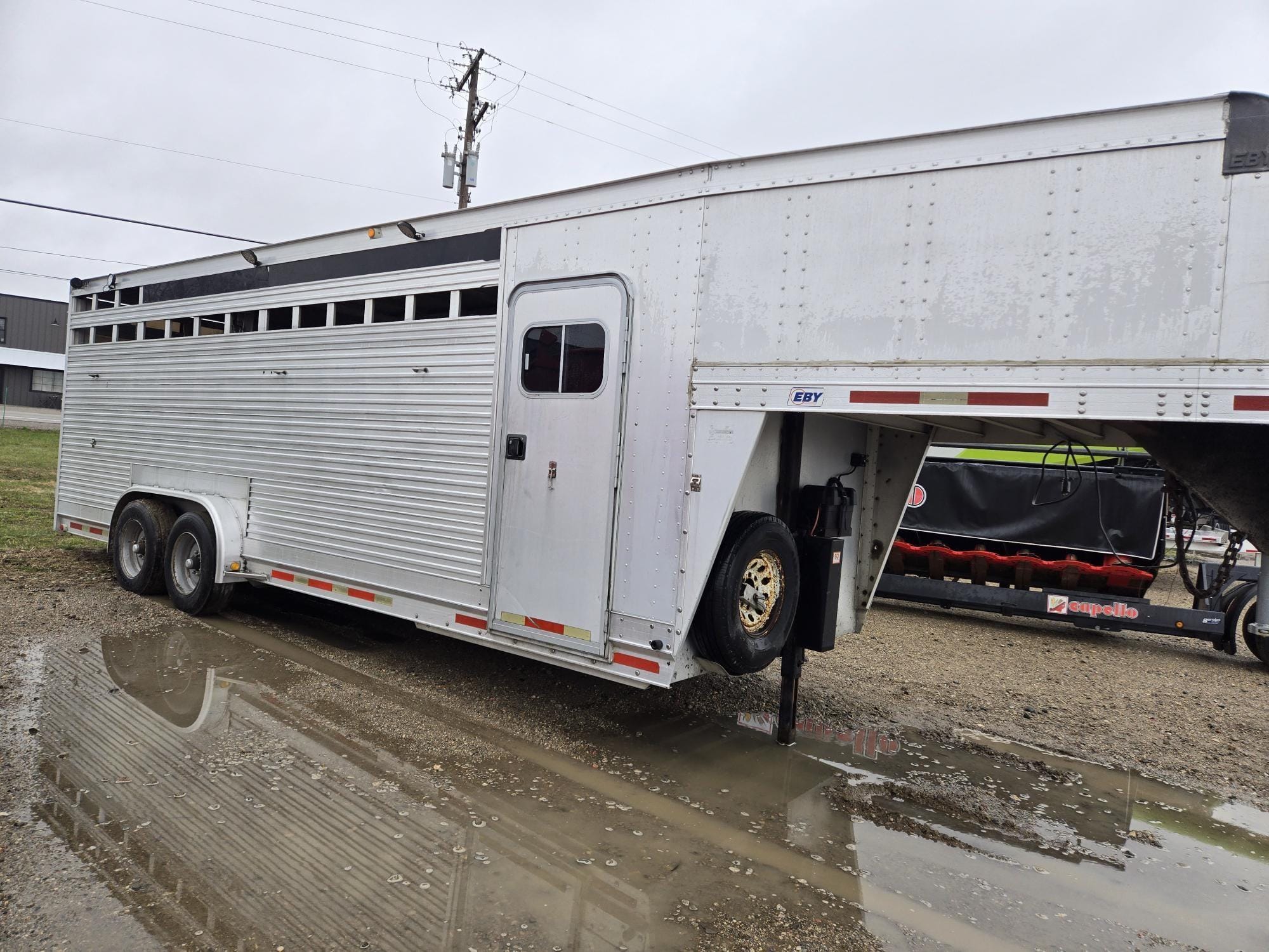 2003 EBY Maverick Equipment Image0