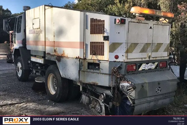 Image of Elgin F Series Eagle Street Sweeper equipment image 3