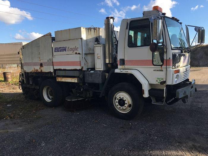 Image of Elgin F Series Eagle Street Sweeper Primary image