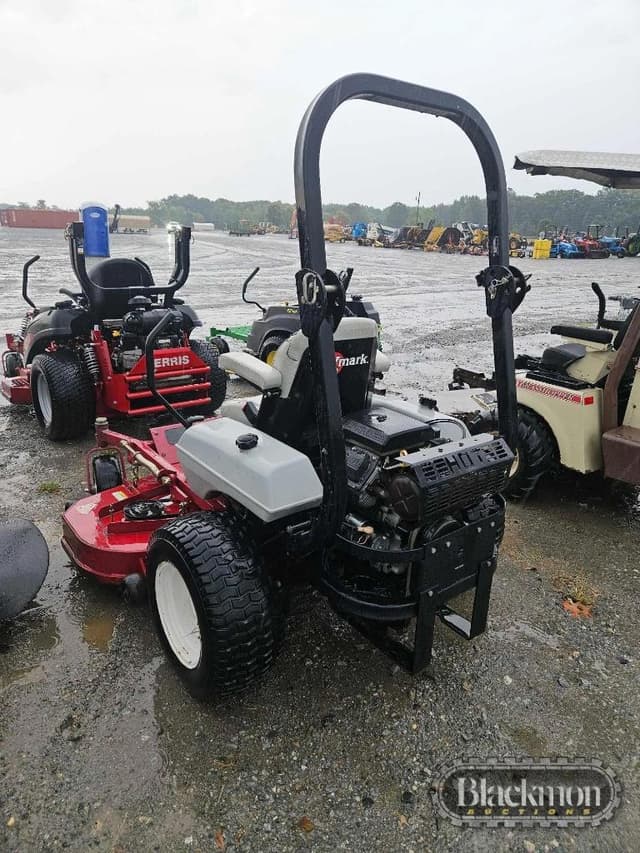 Image of Exmark Lazer Z equipment image 4