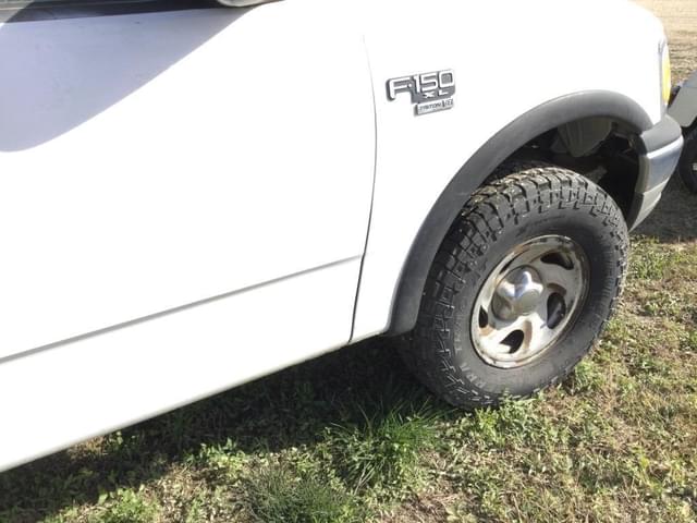 Image of Ford F-150 equipment image 4