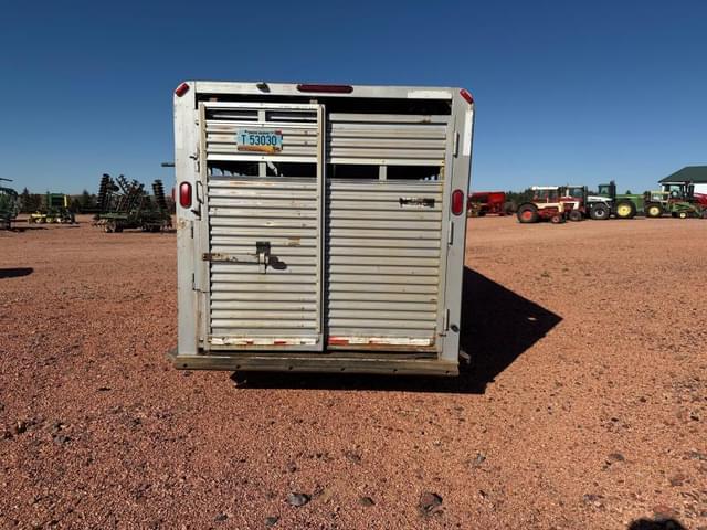 Image of Featherlite 5320 equipment image 4