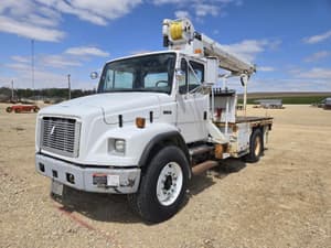 2003 Freightliner FL180 Image