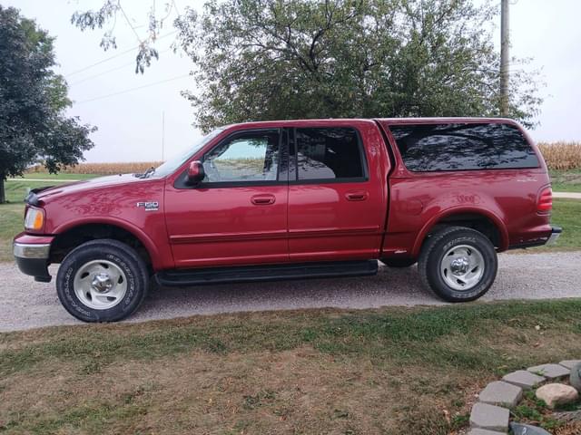 Image of Ford F-150 equipment image 1