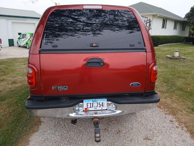 Image of Ford F-150 equipment image 2