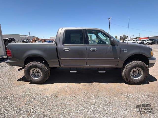 Image of Ford F-150 equipment image 3