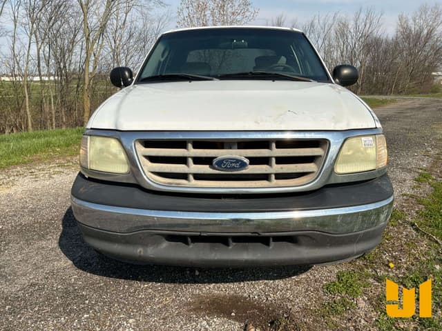 Image of Ford F-150 equipment image 1