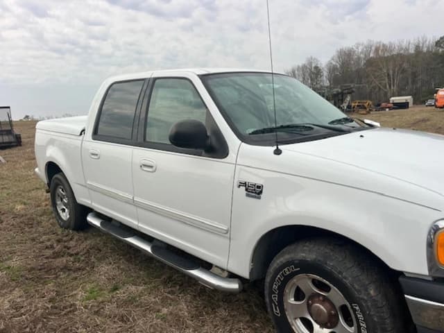 Image of Ford F-150 equipment image 3