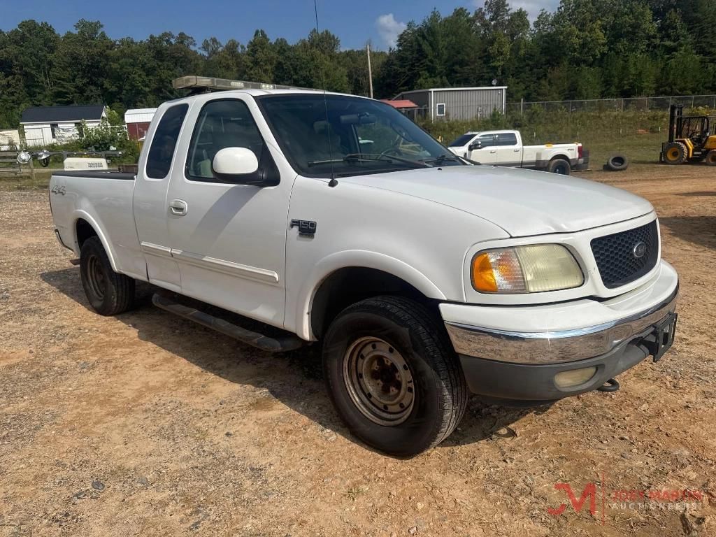2003 Ford F-150 Equipment Image0