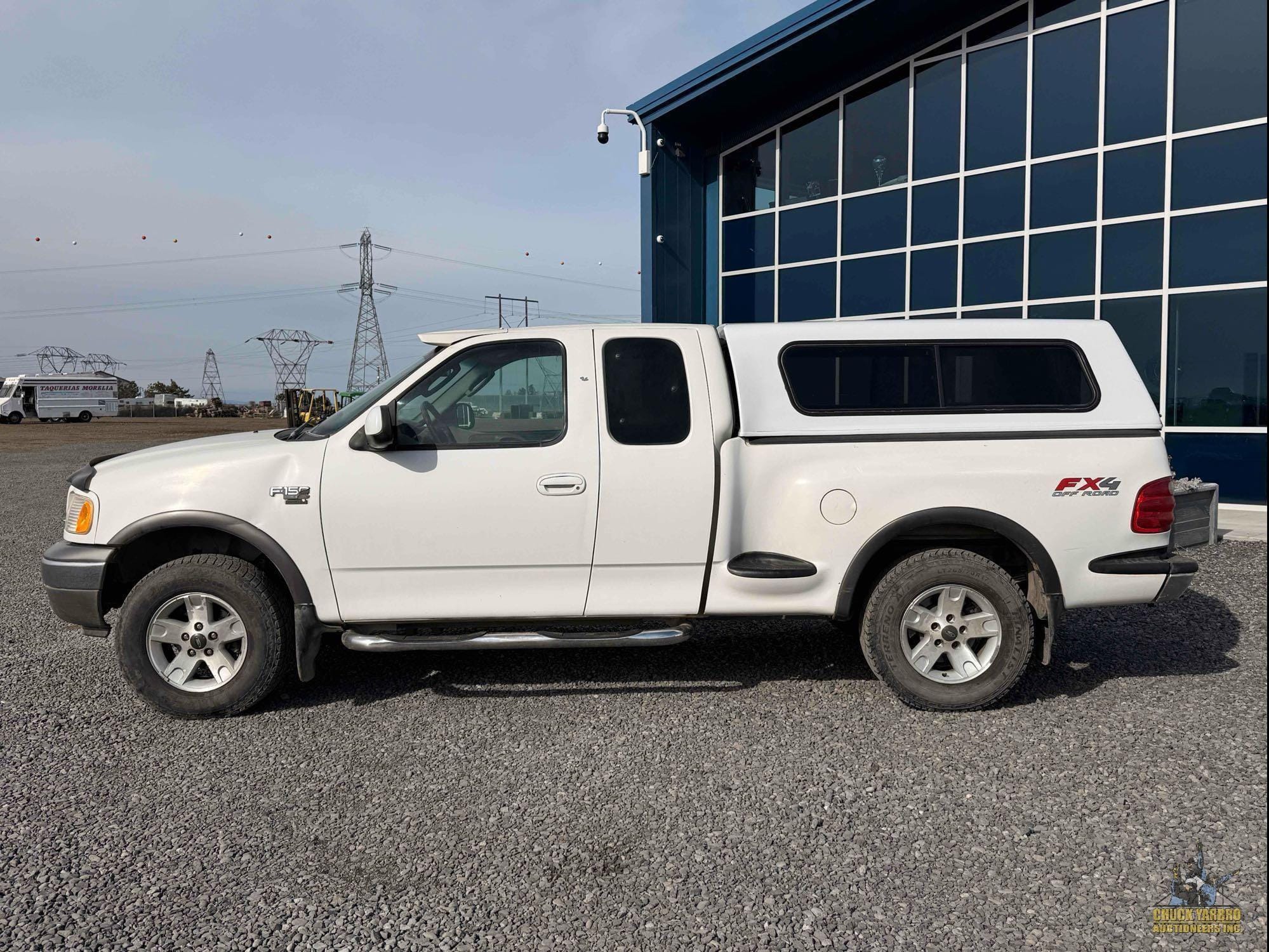2003 Ford F-150 Equipment Image0