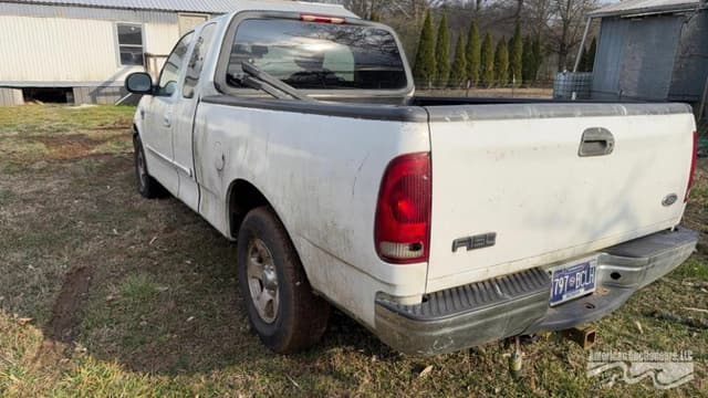 Image of Ford F-150 equipment image 2