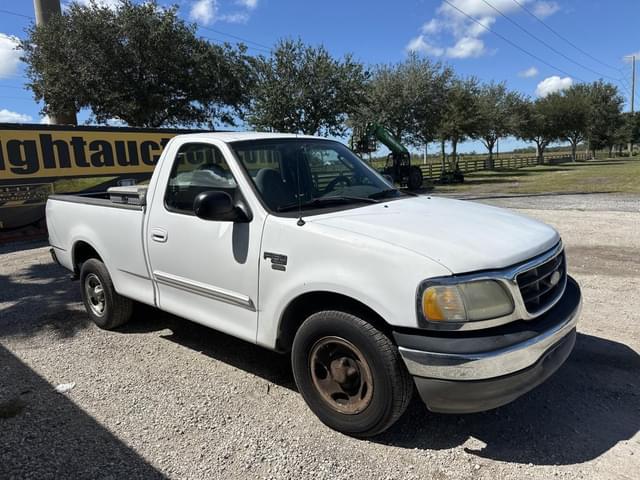 Image of Ford F-150 equipment image 3