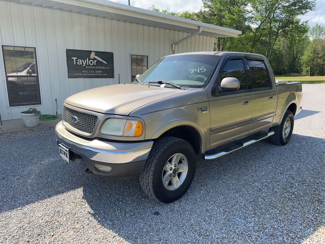 Image of Ford F-150 Primary image