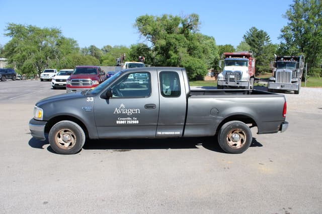 Image of Ford F-150 equipment image 2