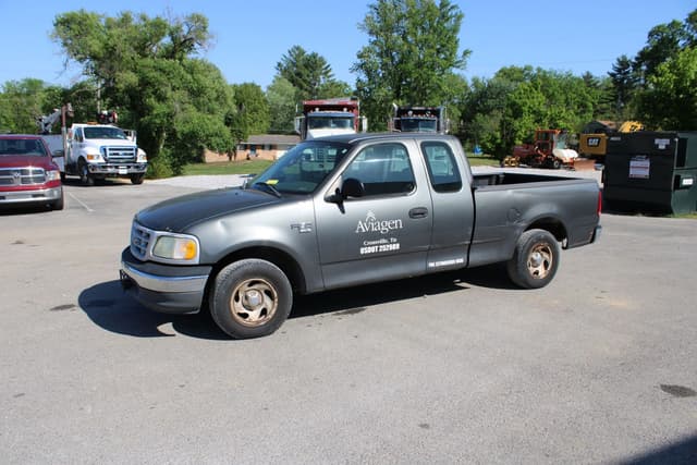 Image of Ford F-150 equipment image 1