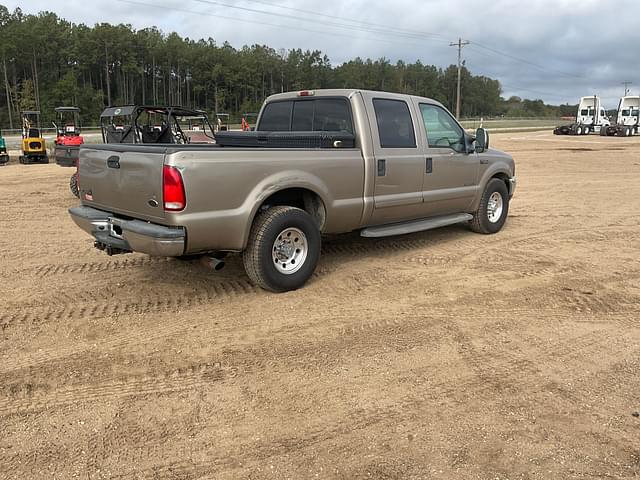 Image of Ford F-250 equipment image 4