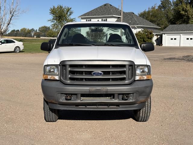 Image of Ford F-250 equipment image 2