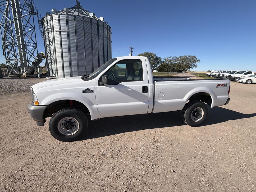 Image of Ford F-250 Primary image