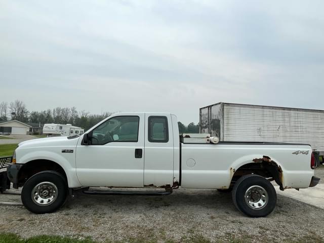 Image of Ford F-250 equipment image 1