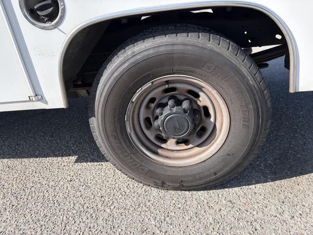 Image of Ford F-250 equipment image 4